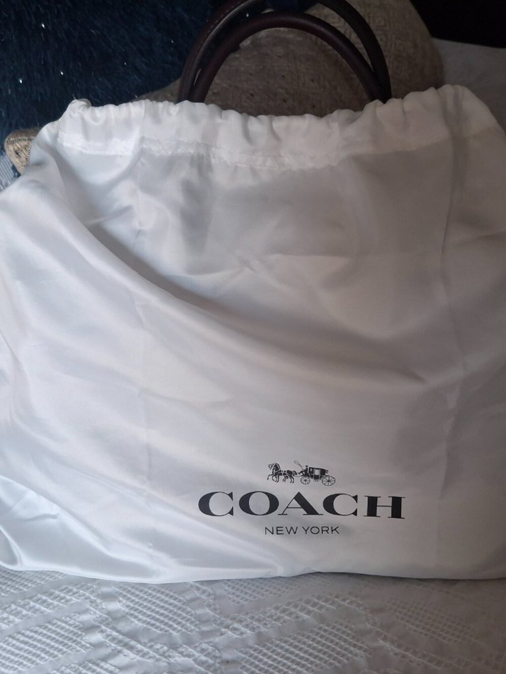 Coach Empire 41 - Picture 3 of 8